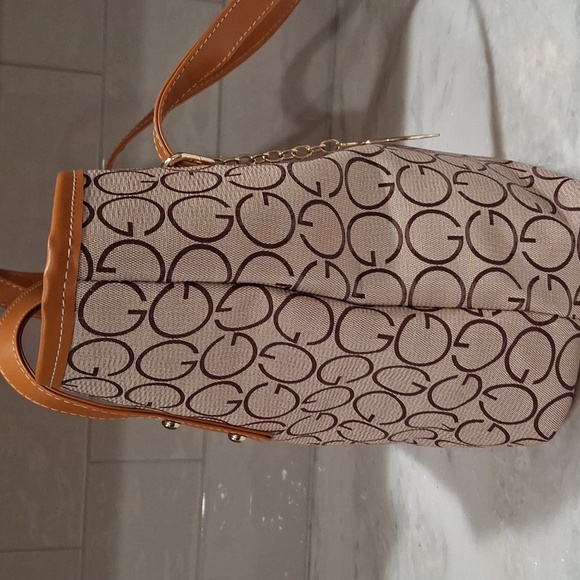 Tote - Picture 2 of 15